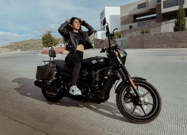 Systèmes d'aide au stationnement : intégrés VS ajoutés